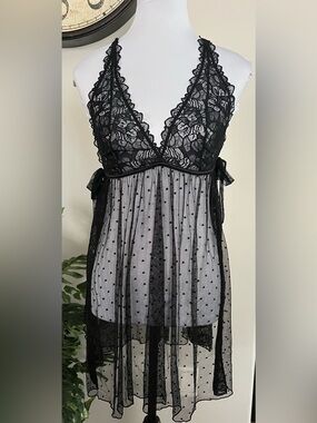La Vie En Rose Black Baby Doll Sheer Nightgown